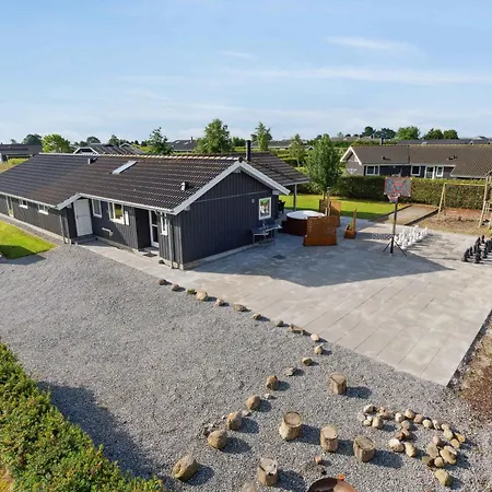 Activity House - Flovt *