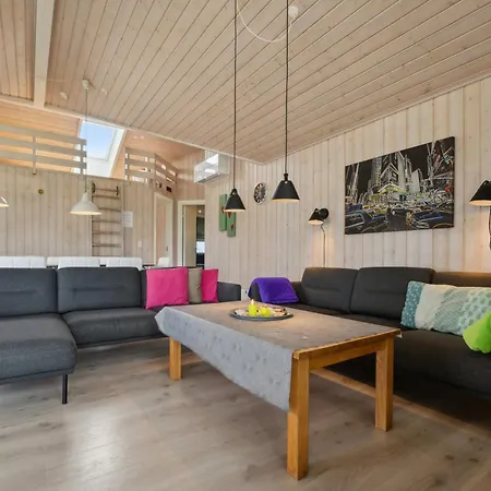 Feriehus Activity House - Flovt